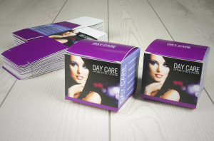 High-impact cosmetic packaging