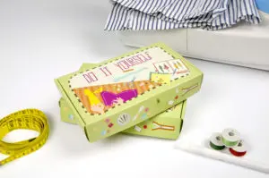Custom sewing kit: Do It Yourself packagings