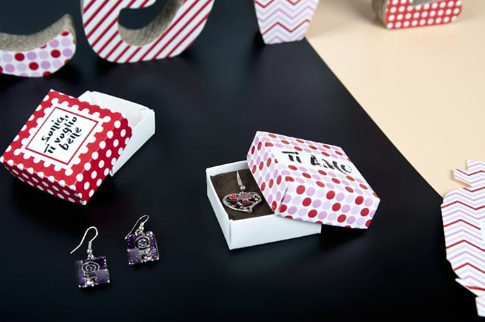 earrings printed packaging