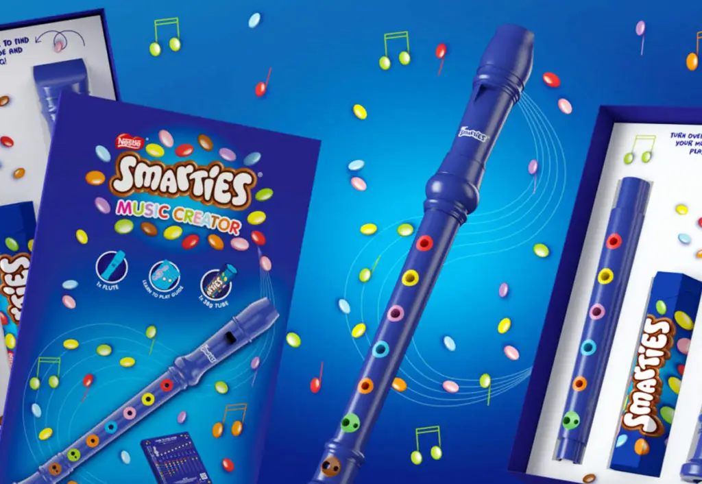 background nestle smarties educational gift box 1