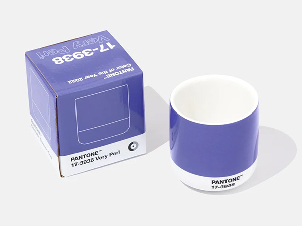 Classic Pantone of the year mug and its box