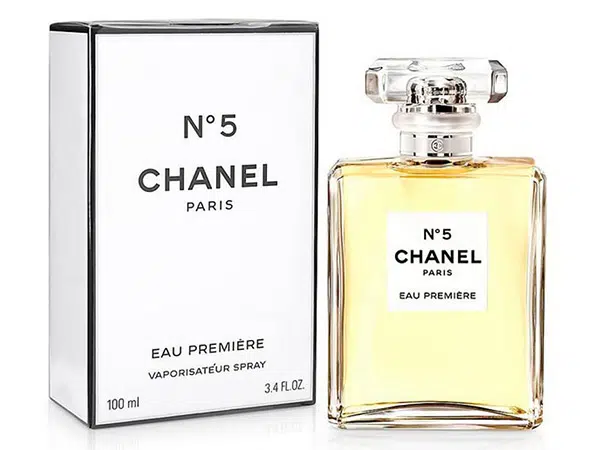 Packaging and Chanel N°5