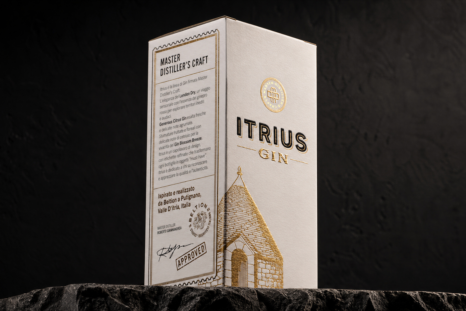 Itrius Gin packaging made by Packly